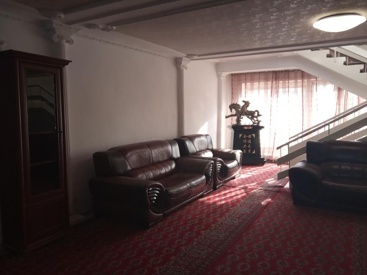 Panainn Hotel อัลมาตี ภายนอก รูปภาพ
